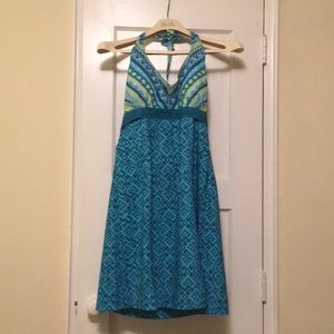 Athleta pack anywhere dress size 4p
